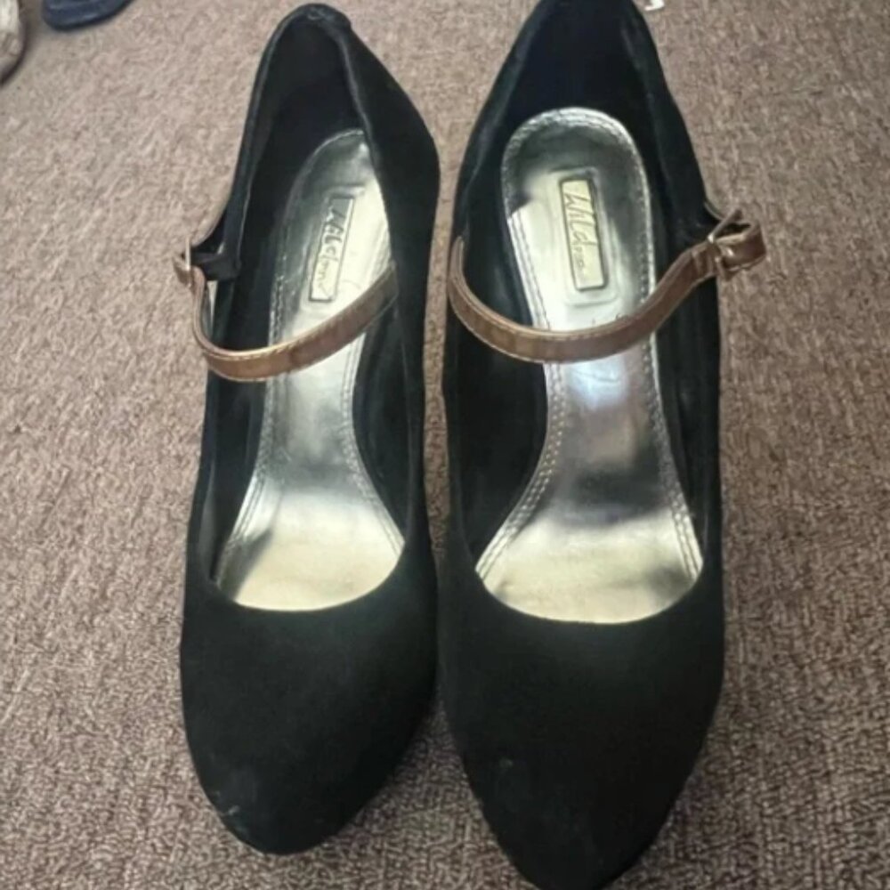Wild pair womens heels